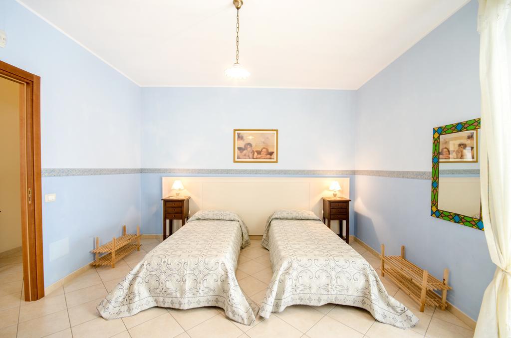 Iris Bed & Breakfast 3*