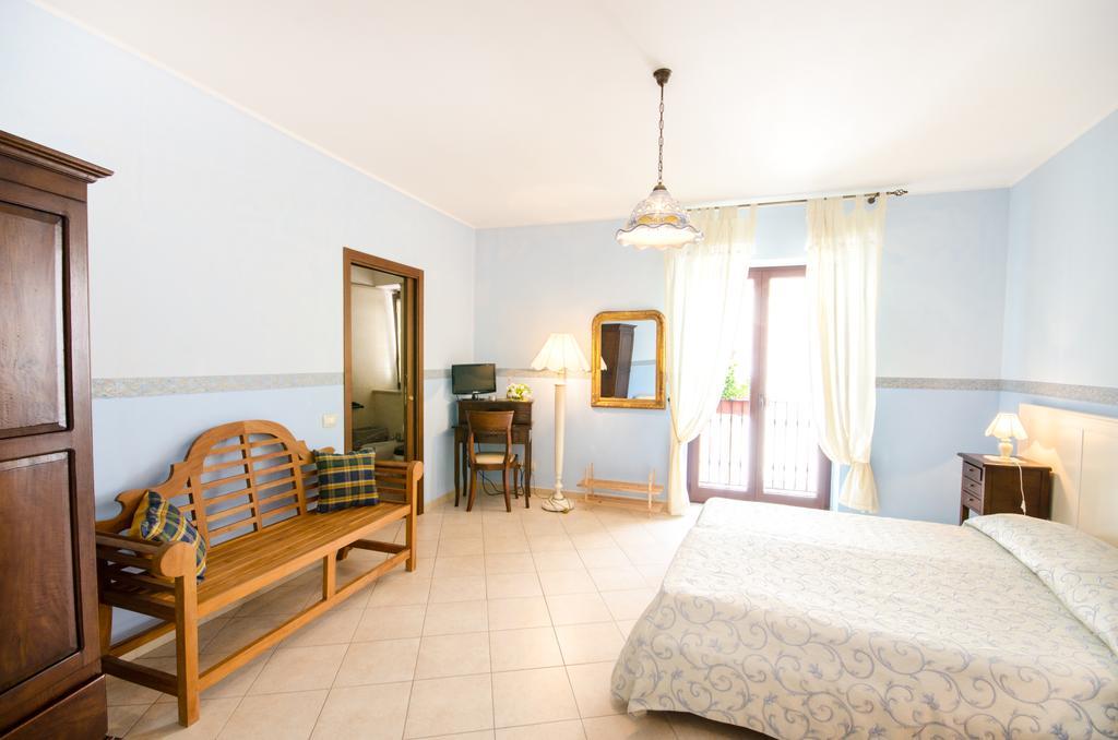 Iris Bed & Breakfast Laterza